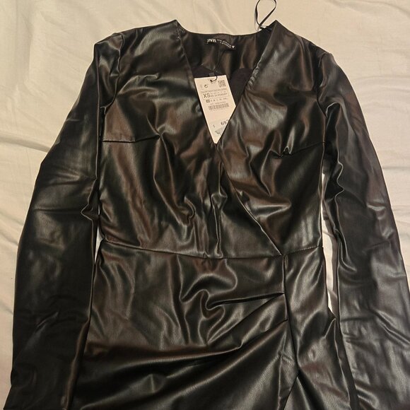 Zara Dresses & Skirts - dress